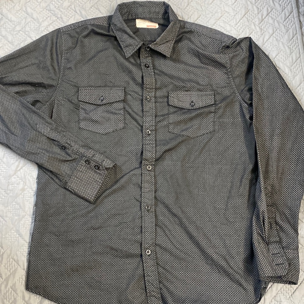 SOVEREIGN CODE MENS LARGE DRESS SHIRT